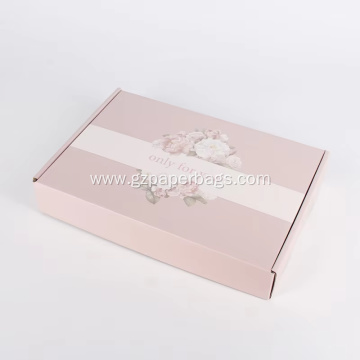 Clothing Subscription Boxes for Women and Men